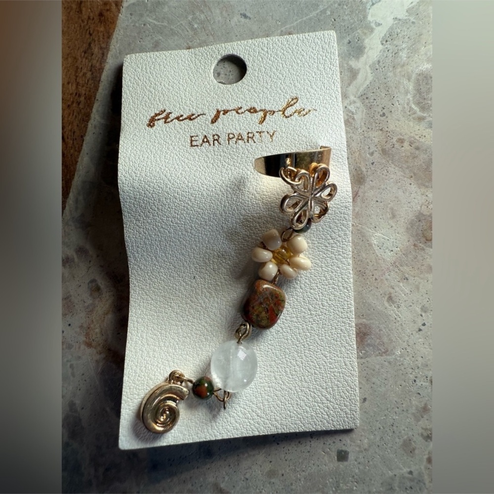 Free People Gold Tone Shell Flower Ear Party